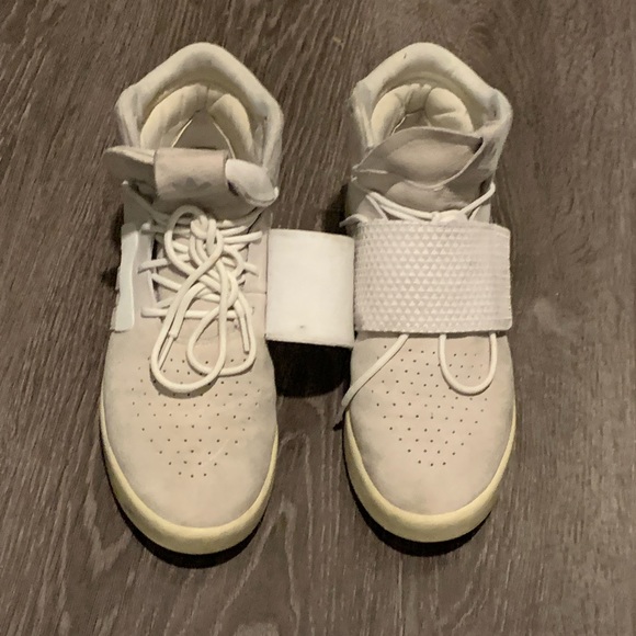 🤍adidas grey Tubular Invader Strap🤍 - Picture 2 of 10